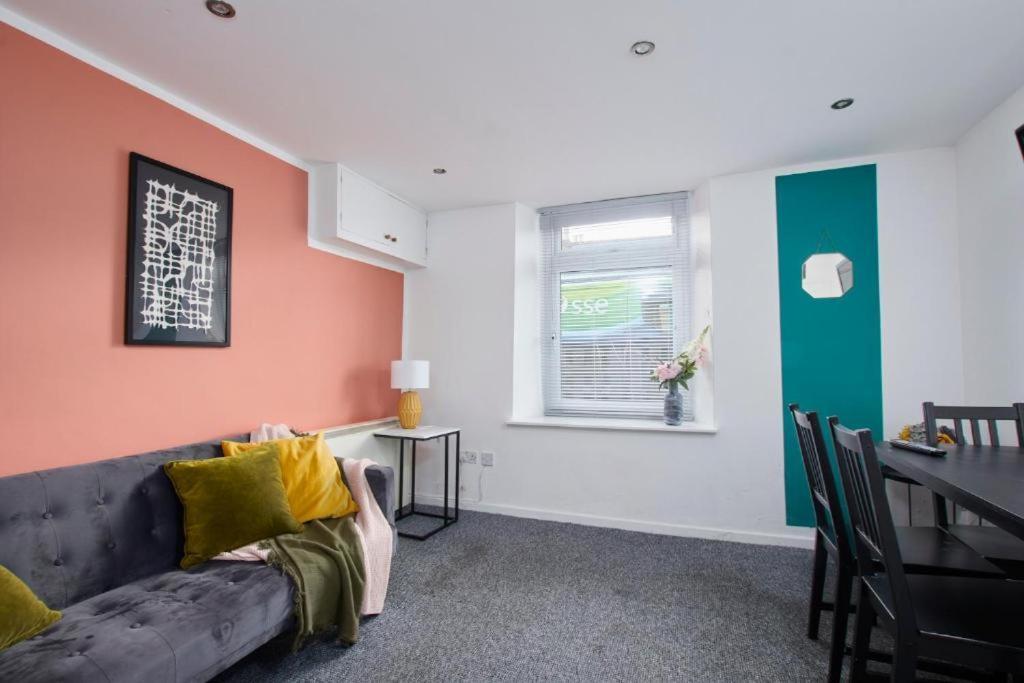 Sleek And Stylish Of - Sleeps 5 Oxford